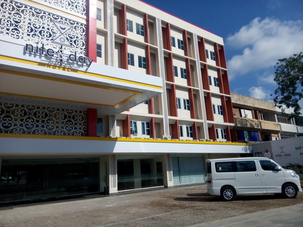 Hotel Nite And Day Batam Jodoh Square Exterior foto