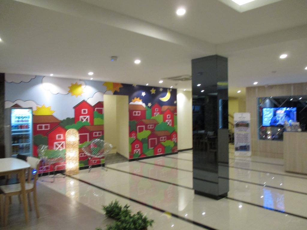 Hotel Nite And Day Batam Jodoh Square Exterior foto